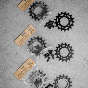 PIÑÓN DE PERNOS 15T, 17T, 18T (16 Y 17)